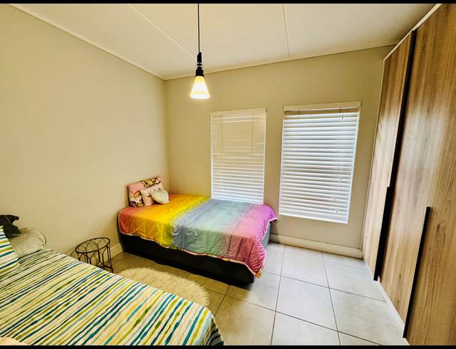 3 BEDROOM FLAT FOR SALE IN WATERFALL